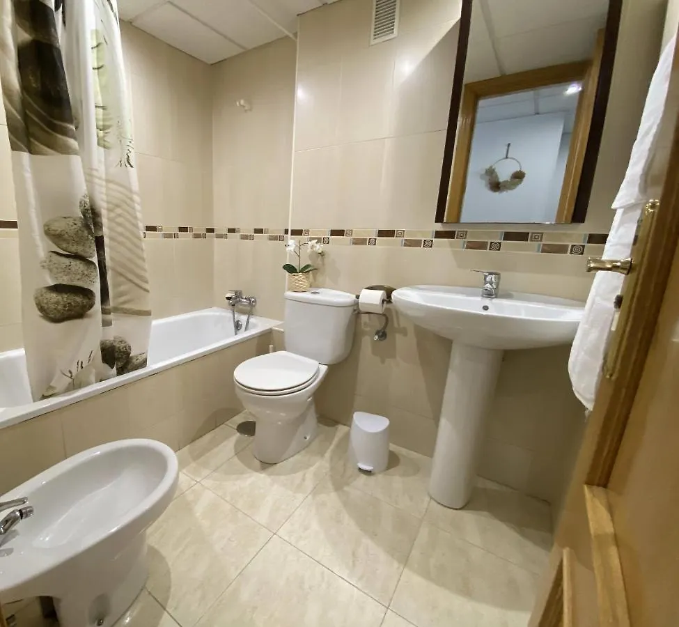 Kwatera prywatna Lunaroom Center & Quiet Guesthouse Malaga